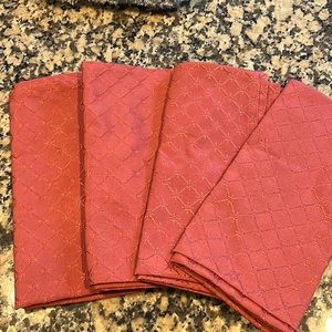 4 Fabric Dinner Napkins